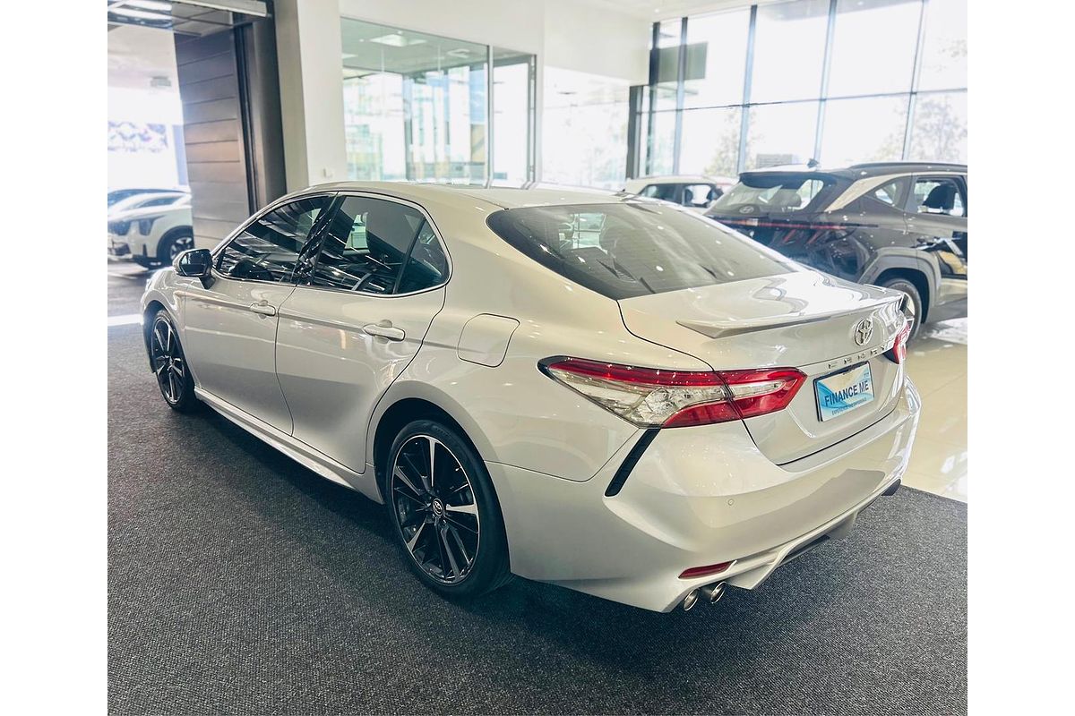 2018 Toyota Camry SX GSV70R