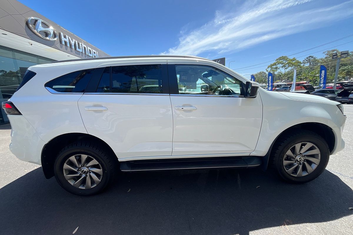 2023 Isuzu MU-X LS-U