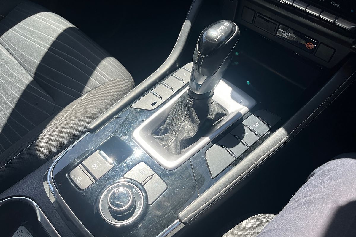 2023 Isuzu MU-X LS-U