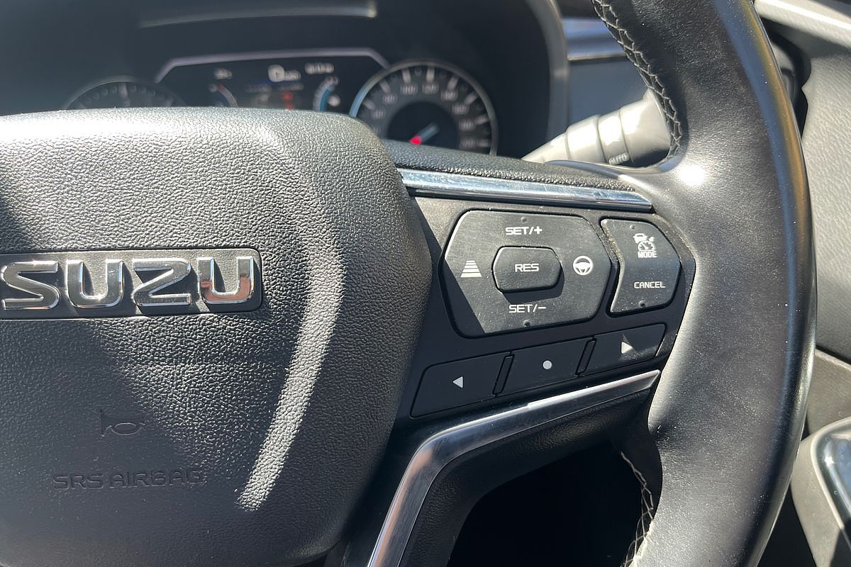 2023 Isuzu MU-X LS-U