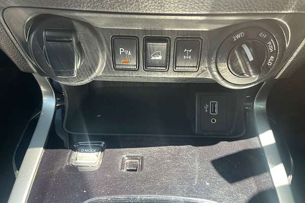 2023 Nissan Navara ST-X D23 4X4
