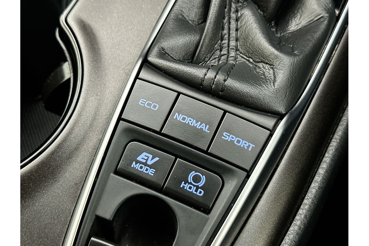 2024 Toyota Camry Ascent AXVH70R