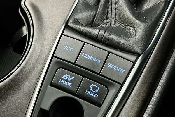 2024 Toyota Camry Ascent AXVH70R