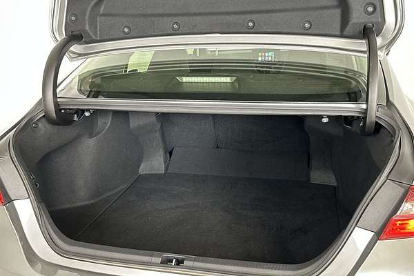 2024 Toyota Camry Ascent AXVH70R