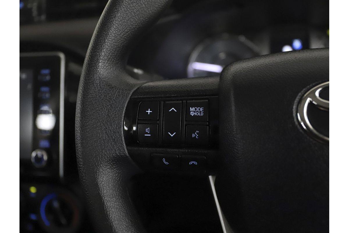 2024 Toyota Hilux SR GUN126R 4X4