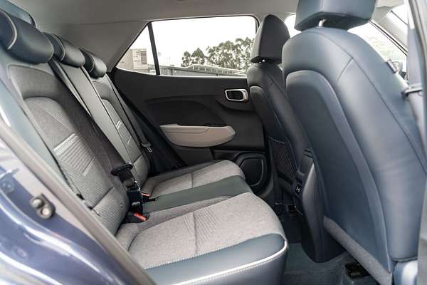 2025 Hyundai Venue Elite QX.V5