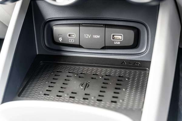 2025 Hyundai Venue Elite QX.V5