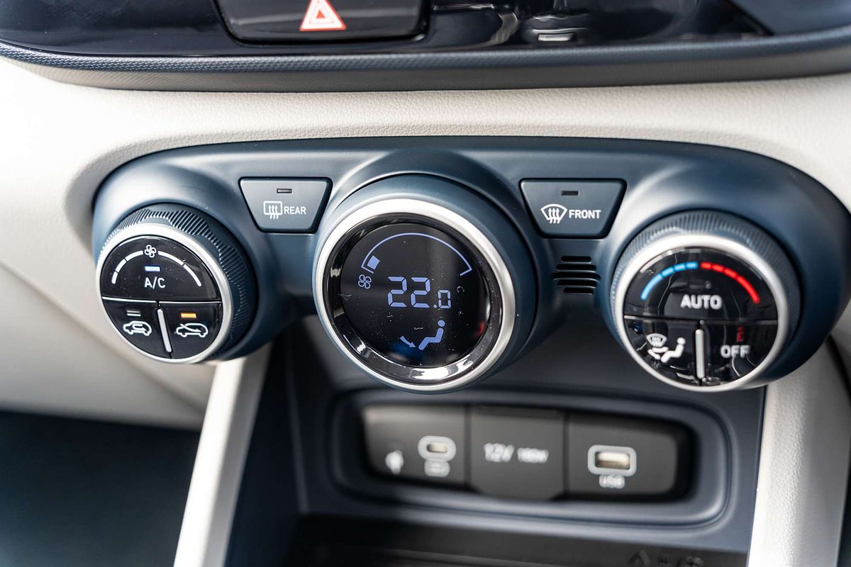 2025 Hyundai Venue Elite QX.V5