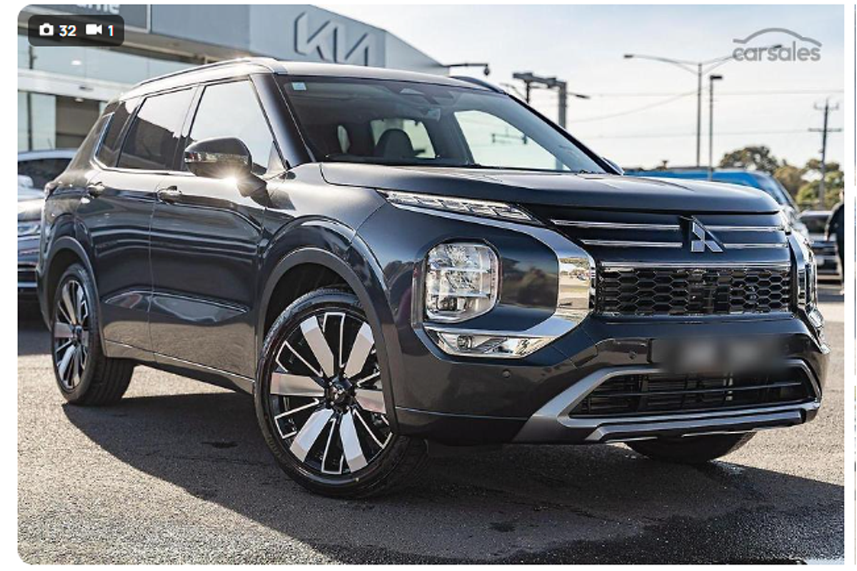 2025 Mitsubishi Outlander Exceed Tourer ZM AWD