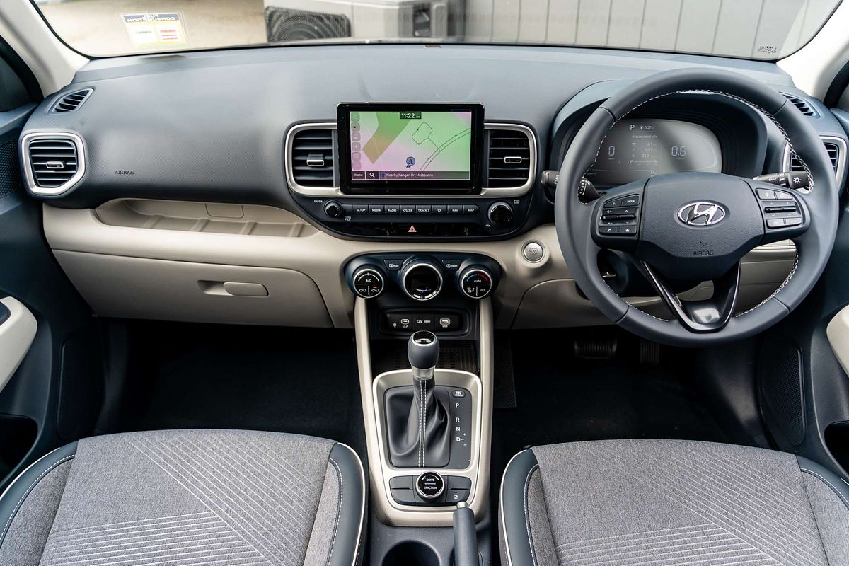 2025 Hyundai Venue Elite QX.V5