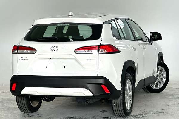 2024 Toyota Corolla Cross GX MXGH10R