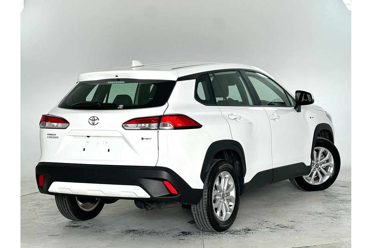2024 Toyota Corolla Cross GX MXGH10R