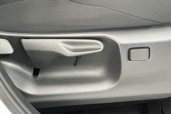 2024 Toyota Corolla Cross GX MXGH10R