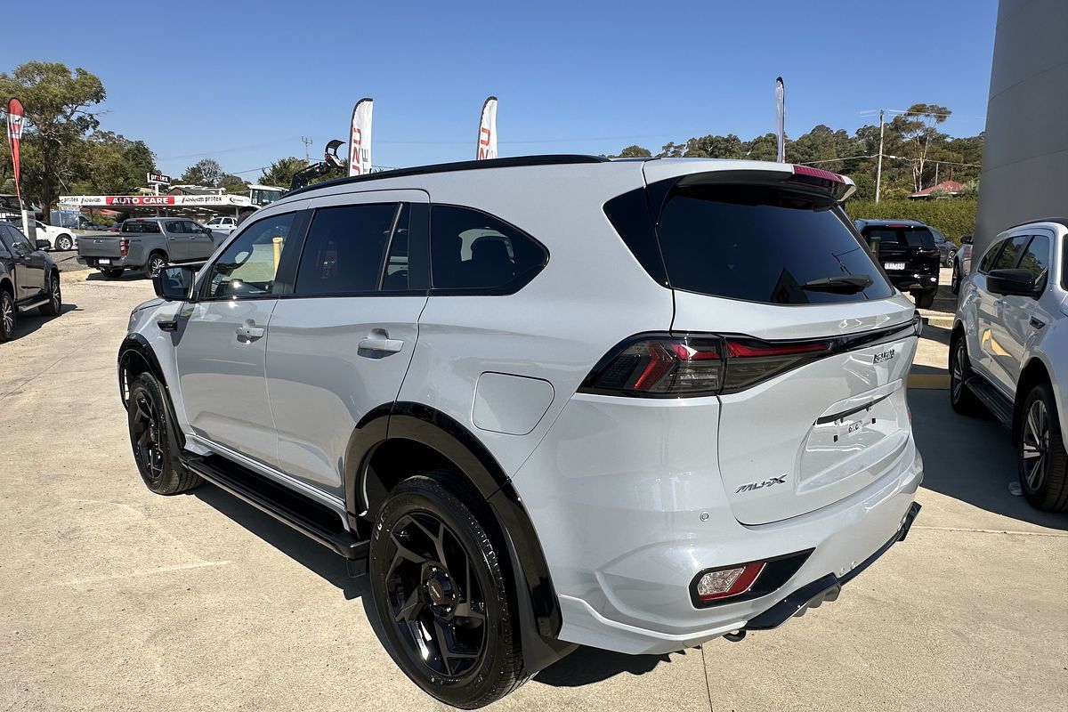 2025 Isuzu MU-X X-TERRAIN
