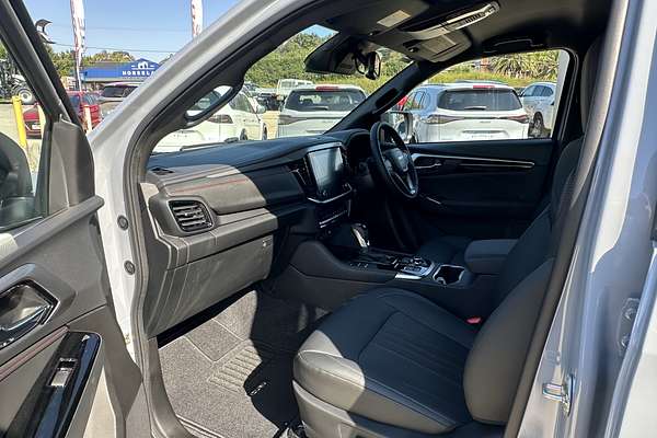 2025 Isuzu MU-X X-TERRAIN