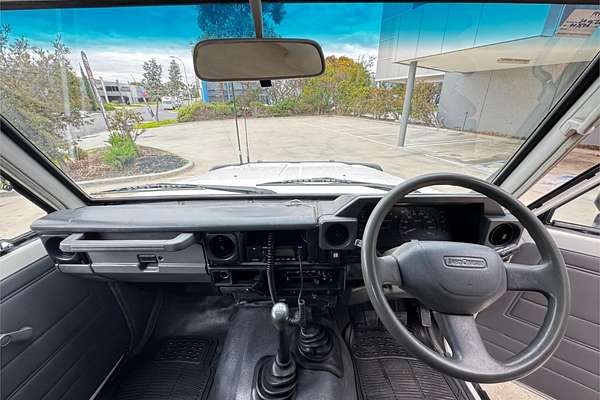 2005 Toyota Landcruiser HZJ79R 4X4