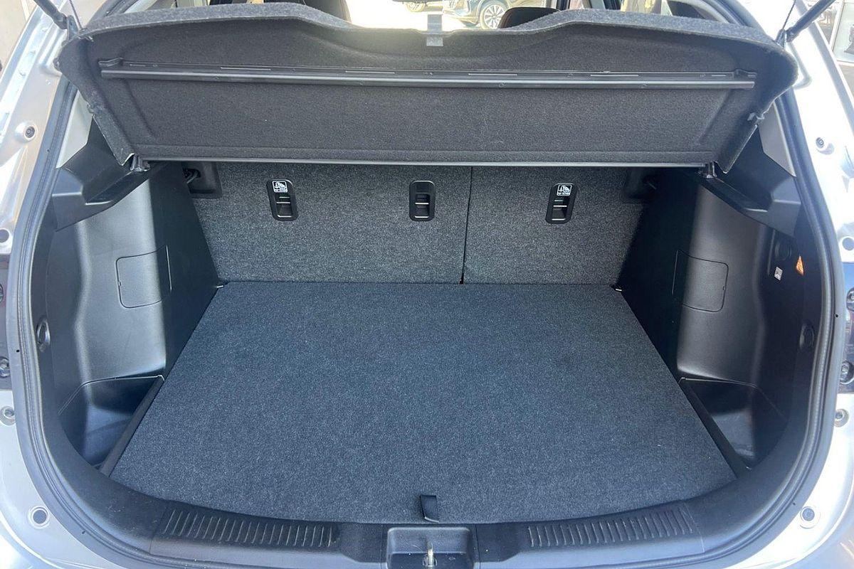 2020 Suzuki S-Cross Turbo Prestige JY