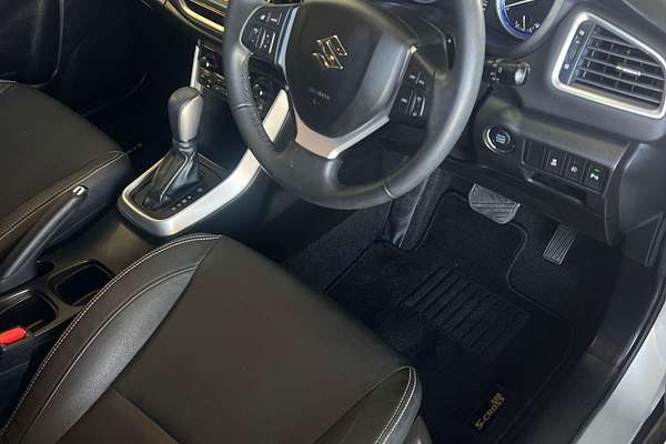 2020 Suzuki S-Cross Turbo Prestige JY