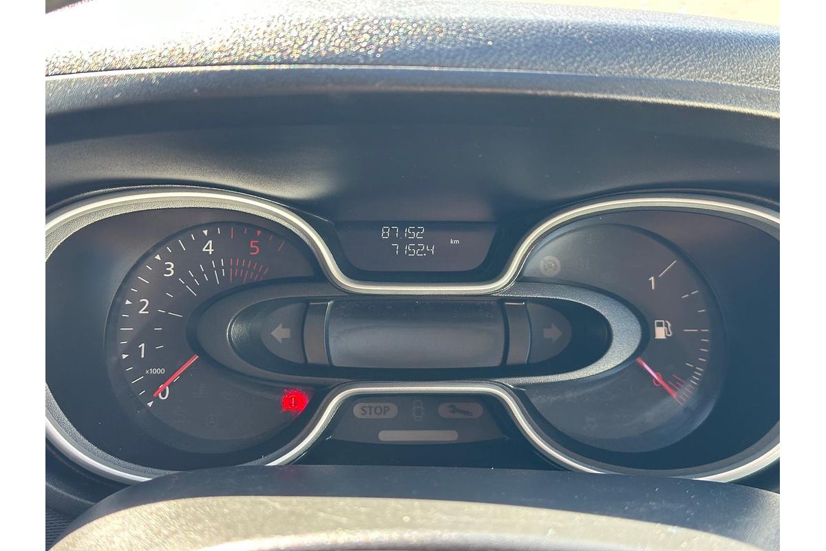 2021 Mitsubishi Express GLX SN SWB