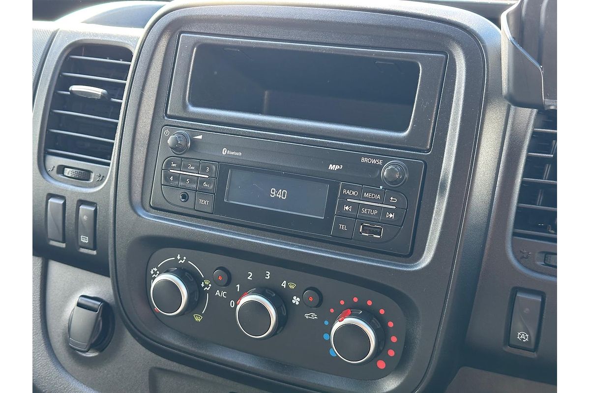 2021 Mitsubishi Express GLX SN SWB