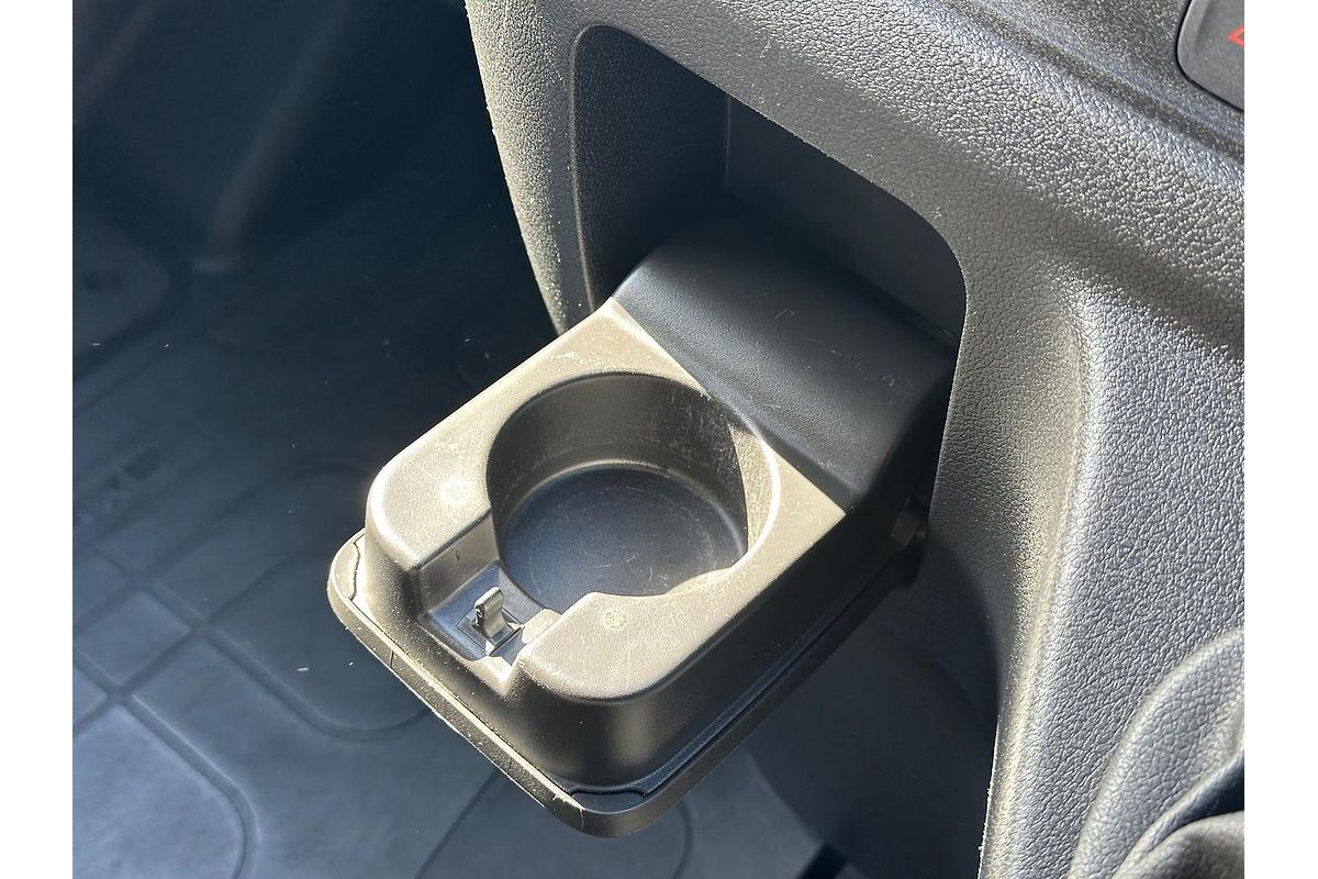 2021 Mitsubishi Express GLX SN SWB