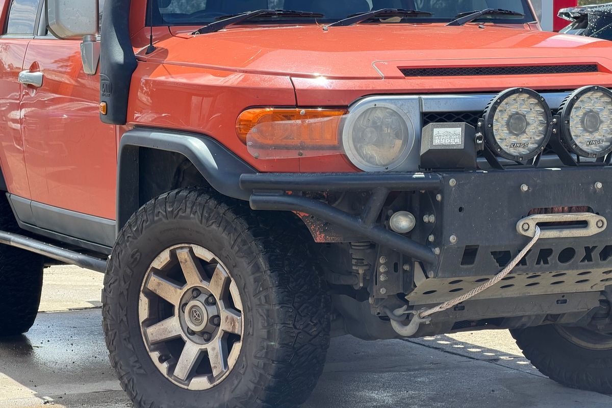 2014 Toyota FJ Cruiser GSJ15R
