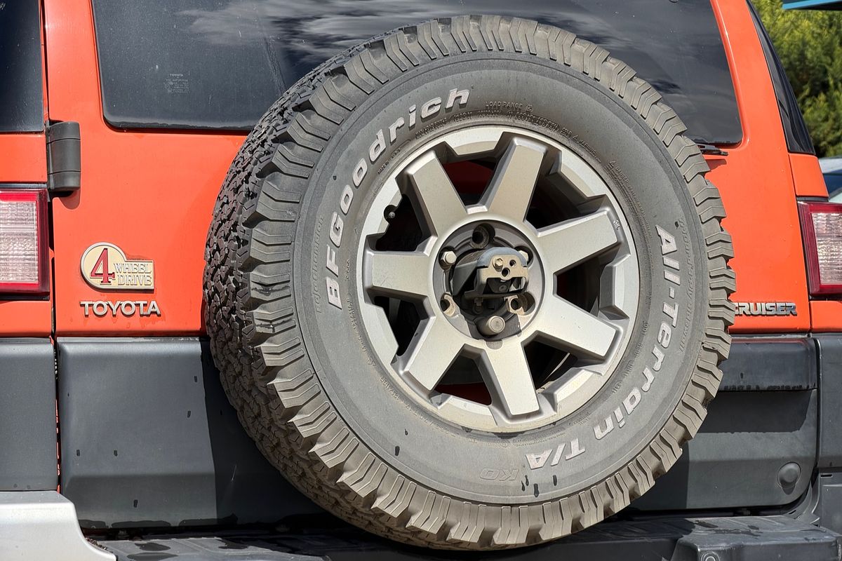 2014 Toyota FJ Cruiser GSJ15R