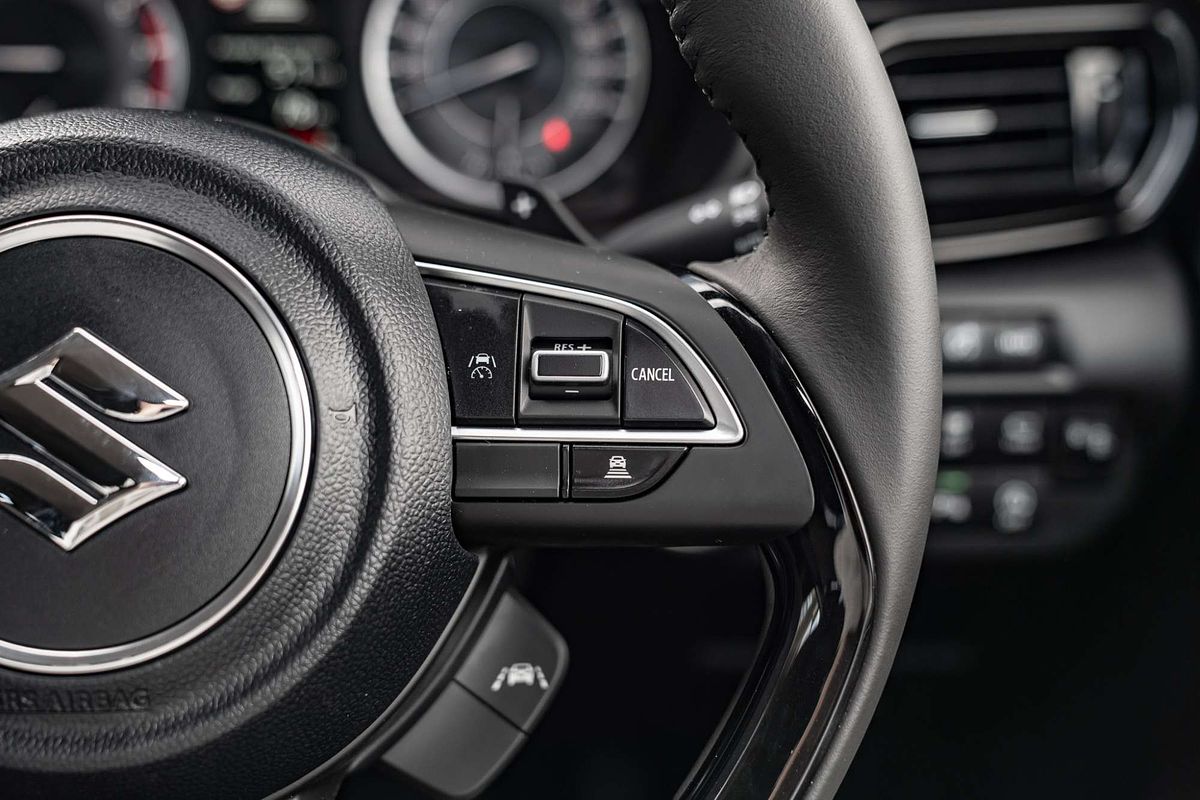 2025 Suzuki Fronx Hybrid KW