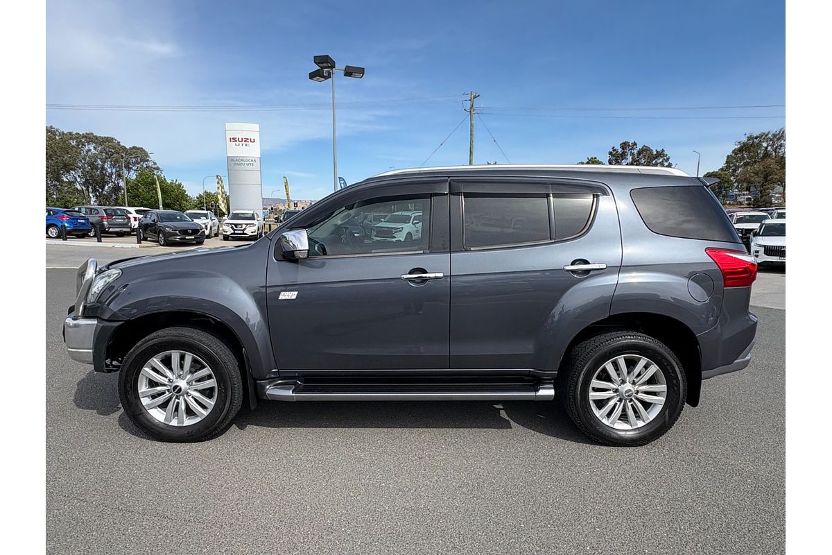 2017 Isuzu MU-X LS-T