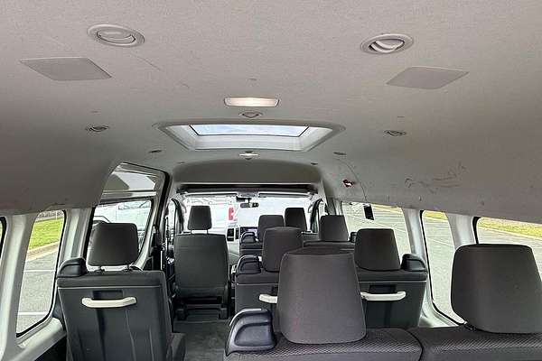 2022 Toyota Hiace Commuter GDH322R ELWB High Roof