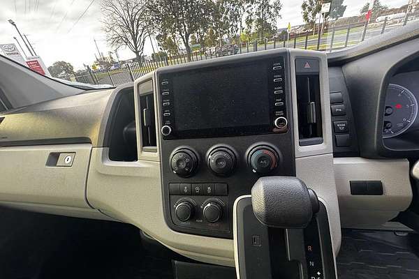 2022 Toyota Hiace Commuter GDH322R ELWB High Roof