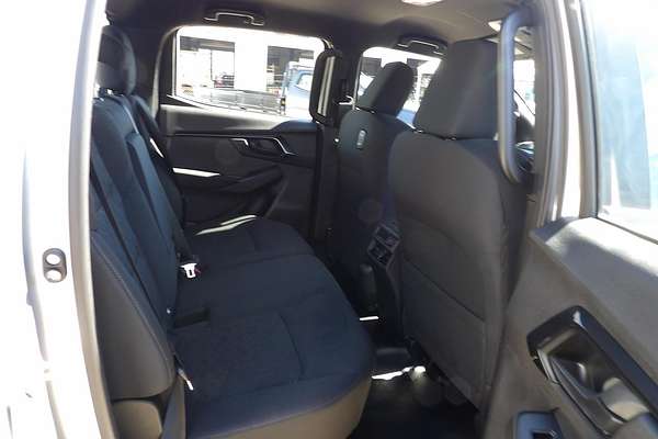 2025 Isuzu D-MAX X-RIDER 4X4