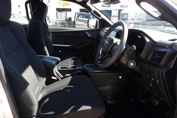 2025 Isuzu D-MAX X-RIDER 4X4