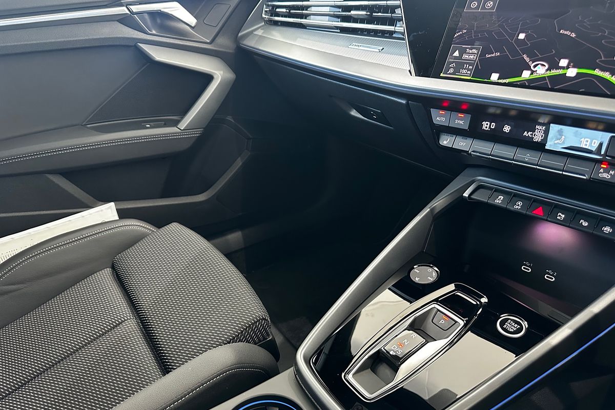 2025 Audi A3 35 TFSI S line GY