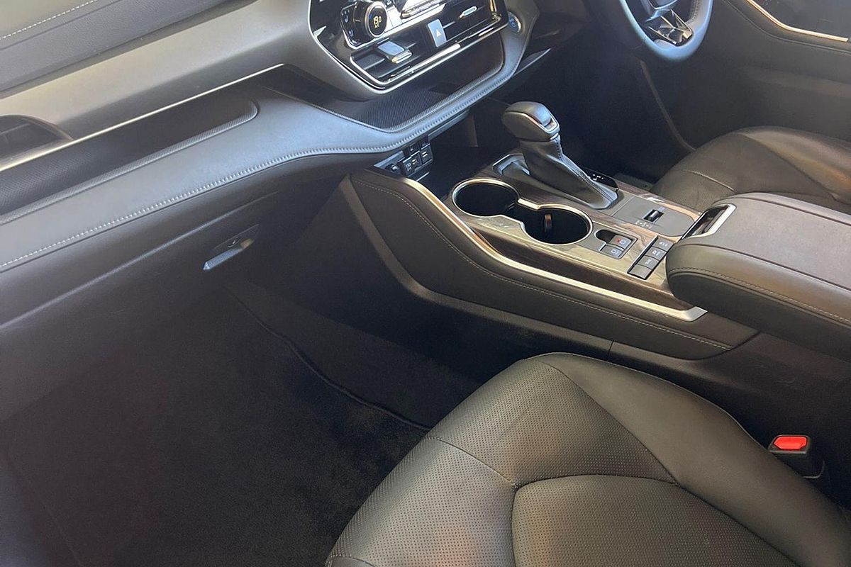 2021 Toyota Kluger Grande AXUH78R