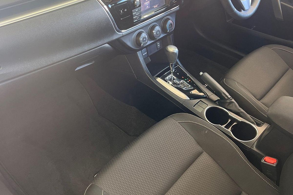 2016 Toyota Corolla SX ZRE172R