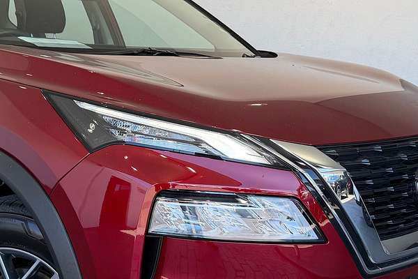 2025 Nissan X-TRAIL ST T33