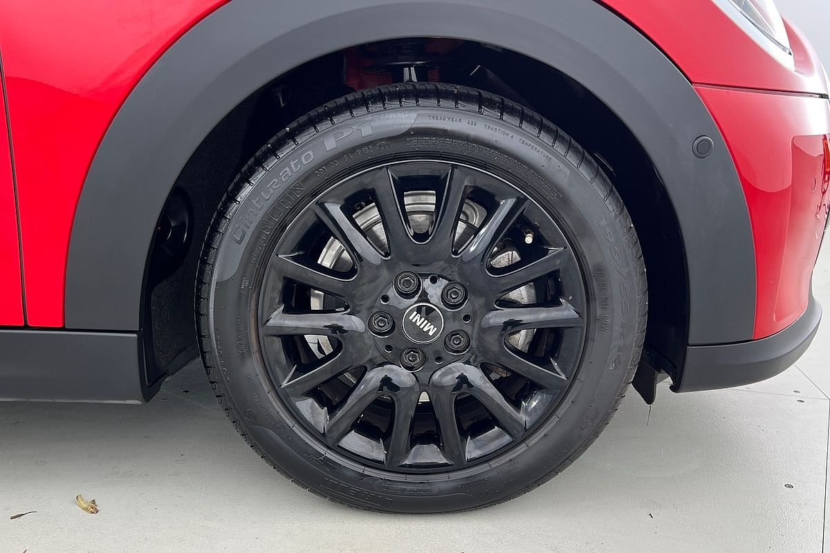 2021 MINI Hatch Cooper Classic F55 LCI-2