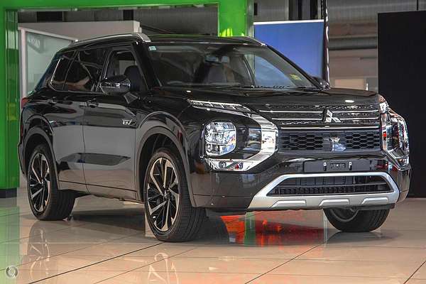 2025 Mitsubishi Outlander PHEV Exceed ZM