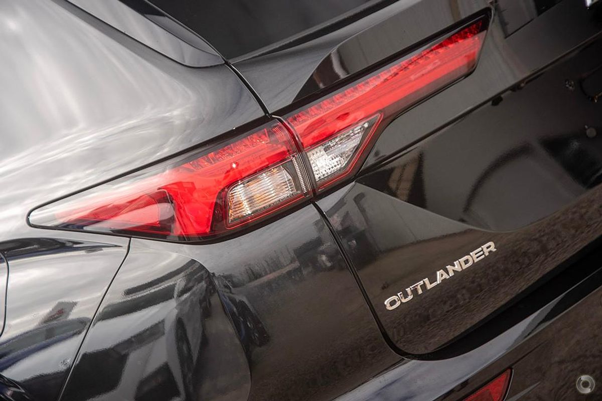 2025 Mitsubishi Outlander PHEV GSR ZM