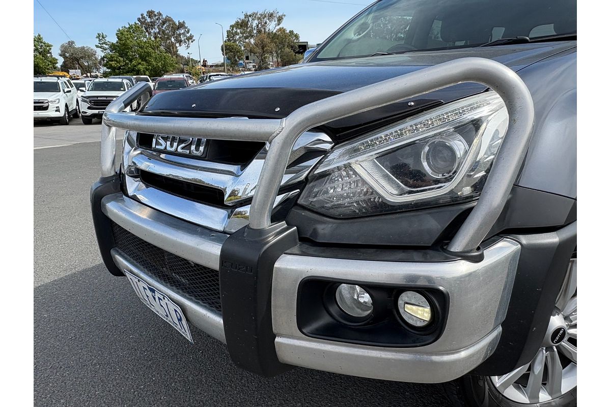 2017 Isuzu MU-X LS-T