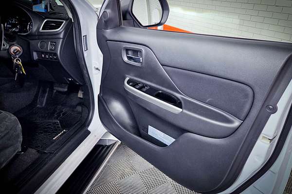 2019 Mitsubishi Triton GLS MR 4X4