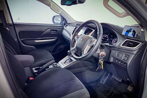 2019 Mitsubishi Triton GLS MR 4X4