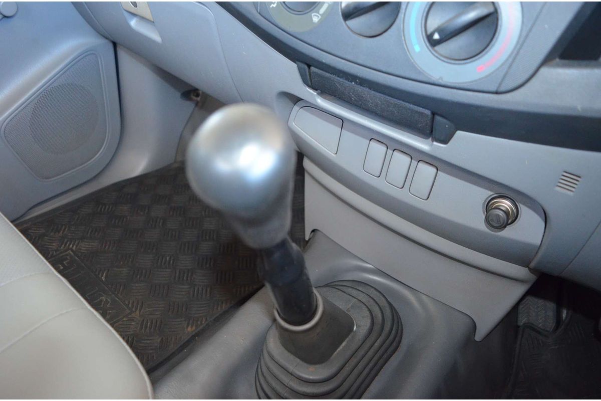 2011 Toyota Hilux Workmate TGN16R Rear Wheel Drive