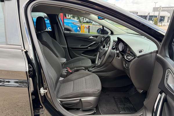 2017 Holden Astra RS BK