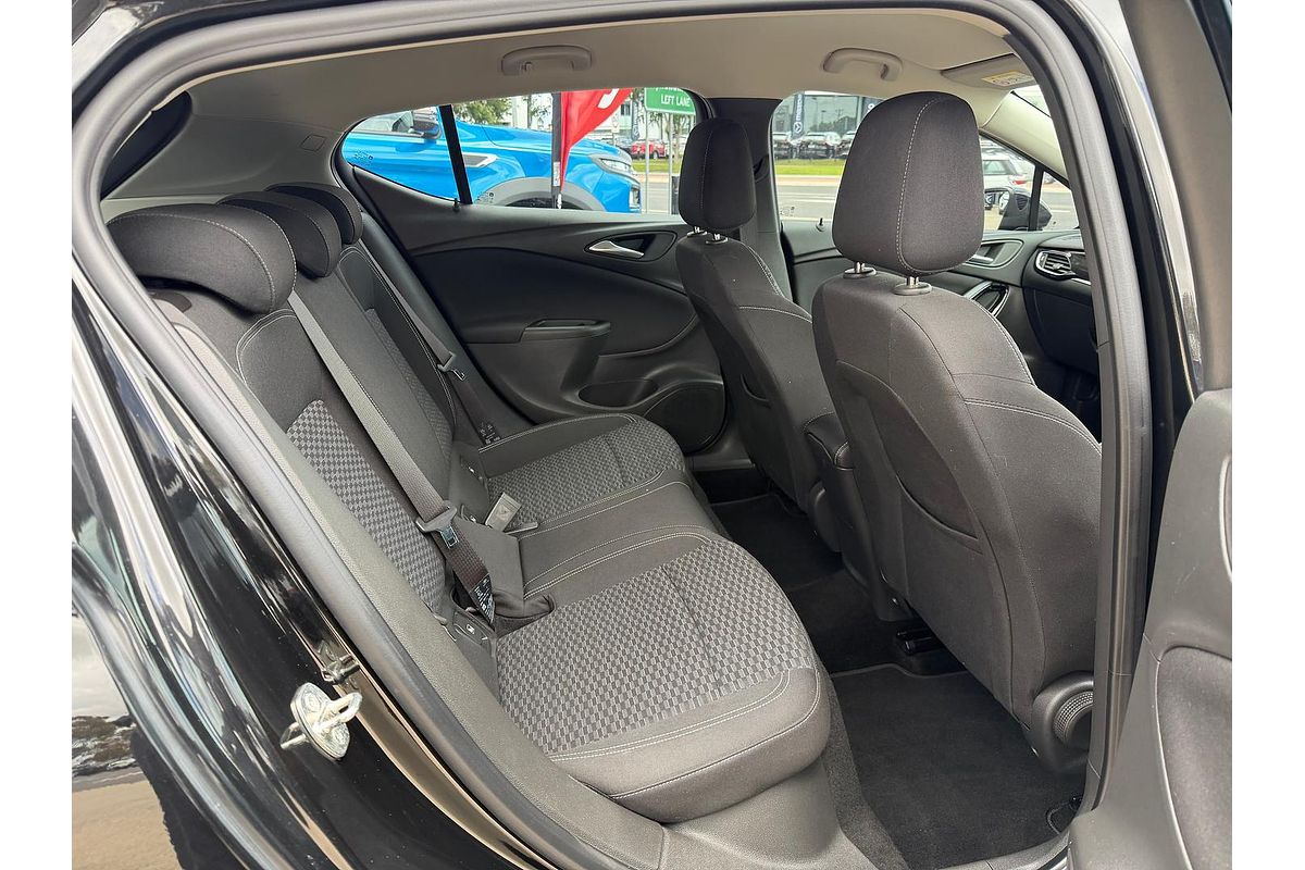 2017 Holden Astra RS BK