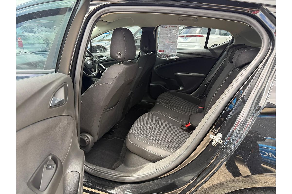 2017 Holden Astra RS BK