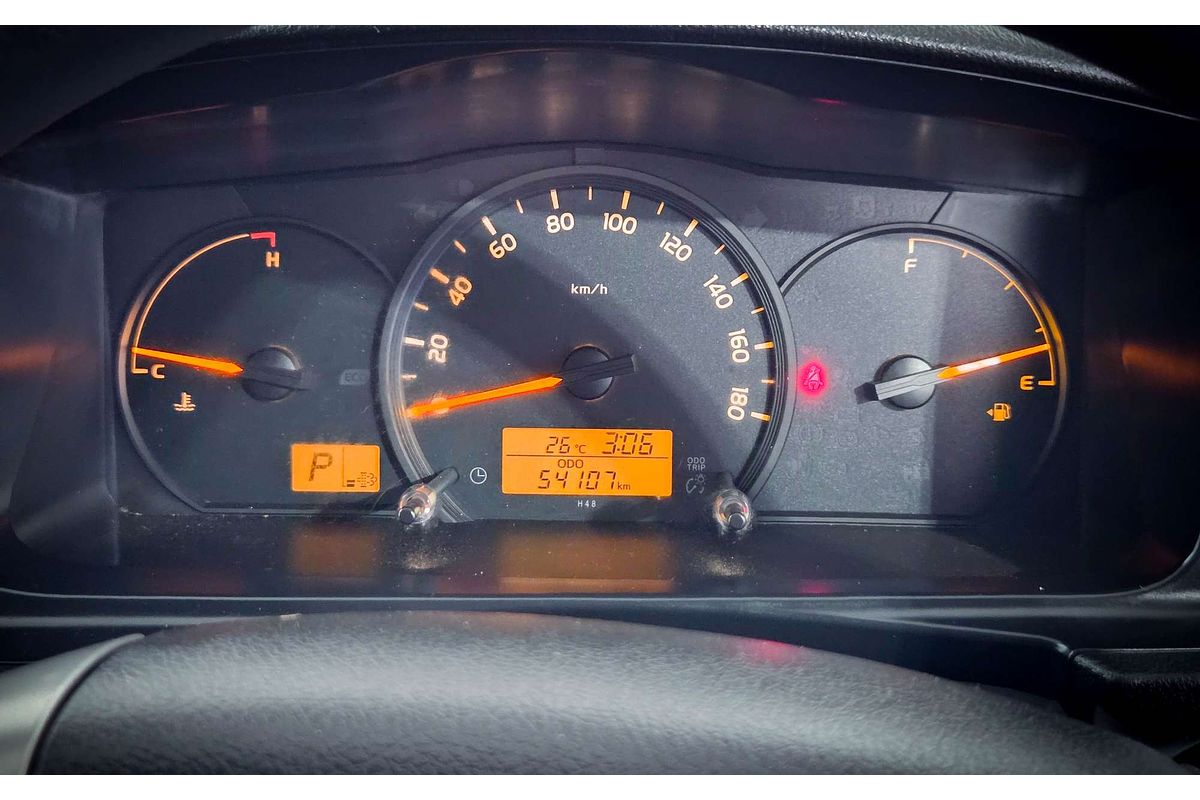 2019 Toyota Hiace Commuter KDH223R ELWB High Roof