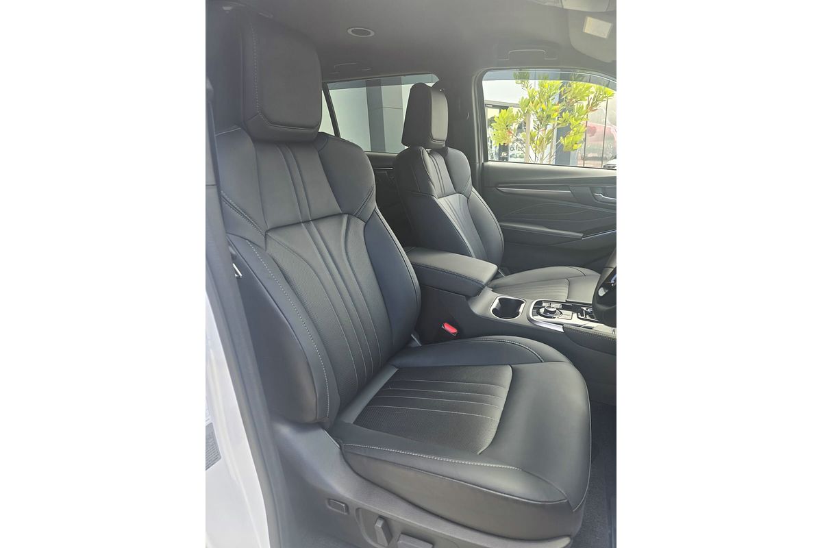 2025 Isuzu MU-X LS-T