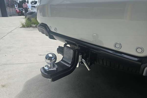 2025 Isuzu MU-X LS-T